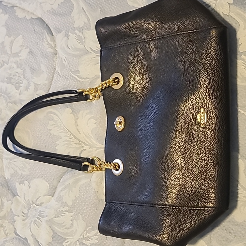 Coach purse, black, like new!